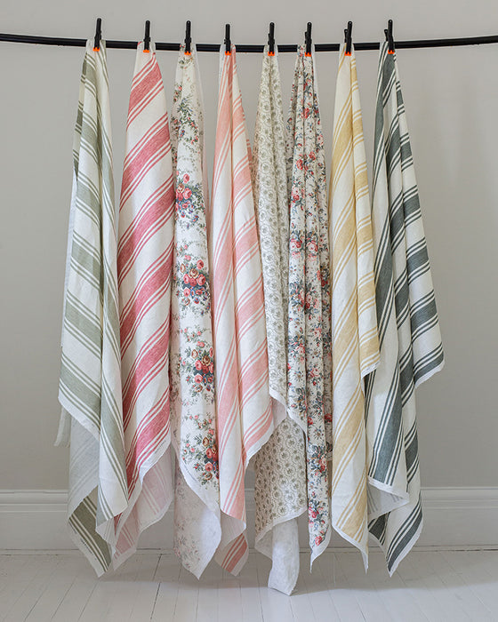 Sprig Rose Ivory on White Linen